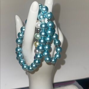 Elegant Blue Pearl Bracelet